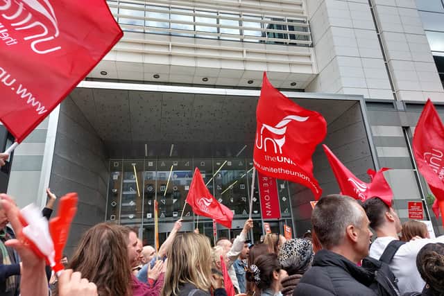 St Mungo’s staff striking outside their Tower Hill offices. Credit: Ben Lynch.