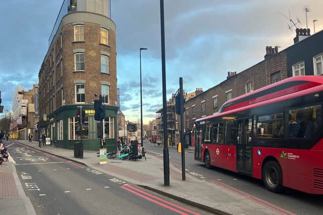 A London bus near King’s Cross. (Photo by André Langlois)