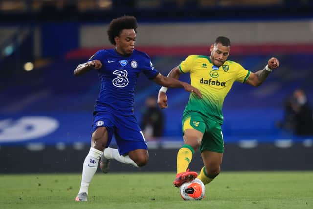 Willian became a Premier League legend while at Chelsea.