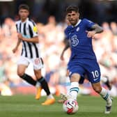 Christian Pulisic of Chelsea passes the ball during the Premier League match between Chelsea FC and Newcastle United  (Photo by Warren Little/Getty Images)