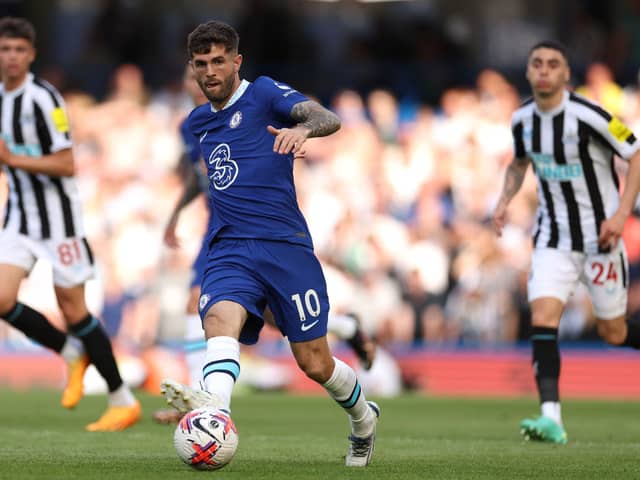 Christian Pulisic of Chelsea passes the ball during the Premier League match between Chelsea FC and Newcastle United  (Photo by Warren Little/Getty Images)