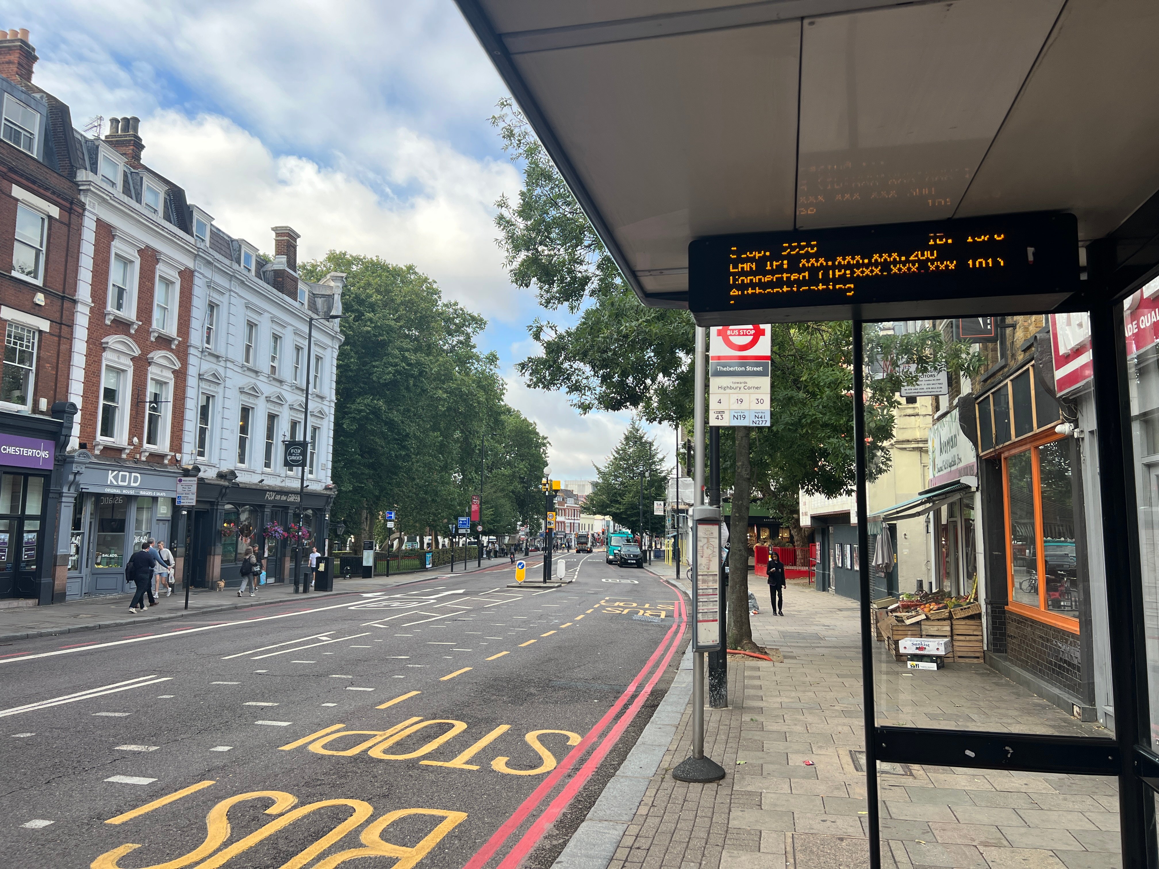 TfL bus countdown signs malfunction across London