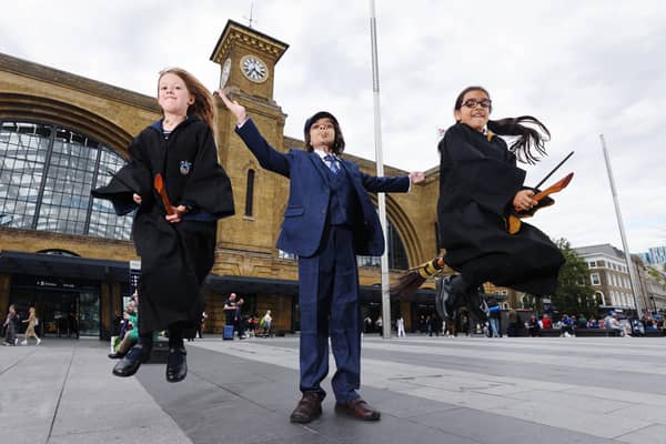 Wizarding World searches for young Harry Potter fan to lead the iconic countdown at Back to Hogwarts, marking the Hogwarts Express’ departure from King’s Cross Station.