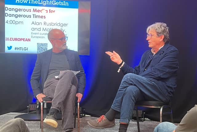 Matt Kelly and Alan Rusbridger. (Photo by André Langlois)