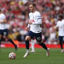  James Maddison of Tottenham Hotspur controls the ball during the Premier League match between Arsenal FC and Tottenham Hotspur . (Photo by Ryan Pierse/Getty Images)