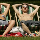 Londoners are in for a treat this weekend with temperatures in the mid 20s predicted