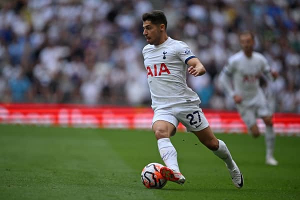 Tottenham Hotspur's Israeli striker #27 Manor Solomon runs with the ball during the English Premier League football match  (Photo by JUSTIN TALLIS/AFP via Getty Images)