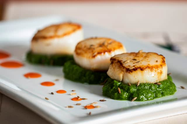 Griddled scallops at Babur. (Photo by Babur)