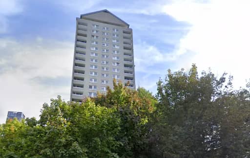 The girl fell from height from the Quarterdeck estate in the Isle of Dogs