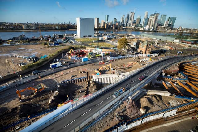 The Blackwall Tunnel links the London Borough of Tower Hamlets with the Royal Borough of Greenwich, and part of the A102 road