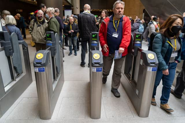 Sadiq Khan is freezing TfL fares till March 2025