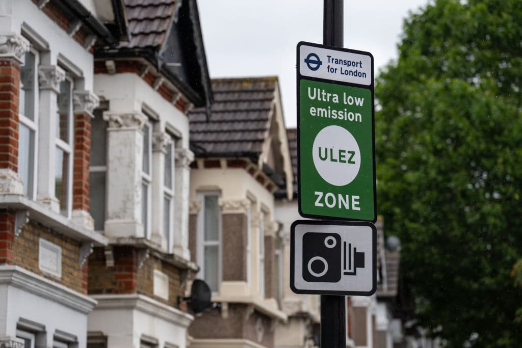 Number of ULEZ fines in each London borough after expansion
