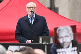 Jeremy Corbyn addresses Julian Assange supporters outside the High Court