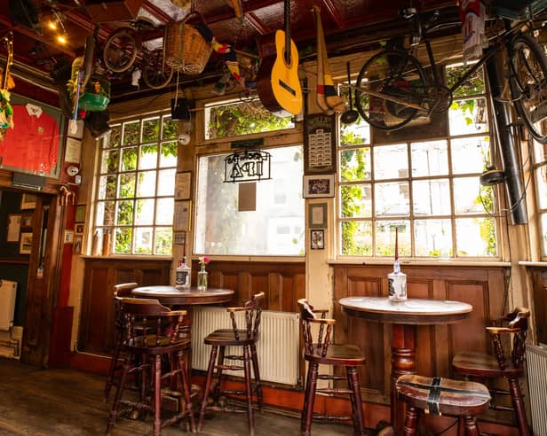 The Faltering Fullback is an Irish pub in Finsbury Park