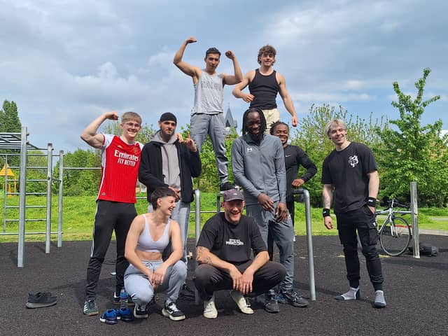 Boxer Denzel Bentley with knife crime charity Steel Warriors.