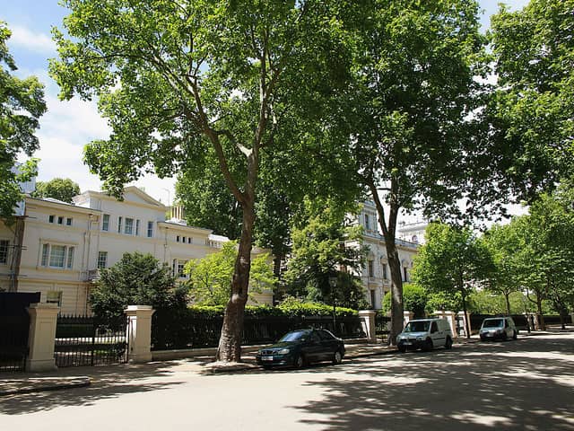 Houses along Kensington Palace Gardens