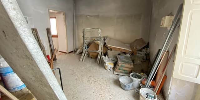Woman spends £384k renovating "one euro" house into dream home.