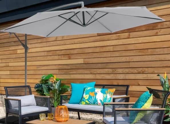 Shoppers are impressed with the Elements Grey Cantilever parasol from Dunelm