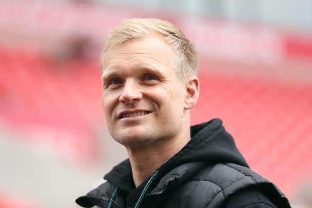 Liam Manning wants to bring Sinclair Armstrong to Bristol City.