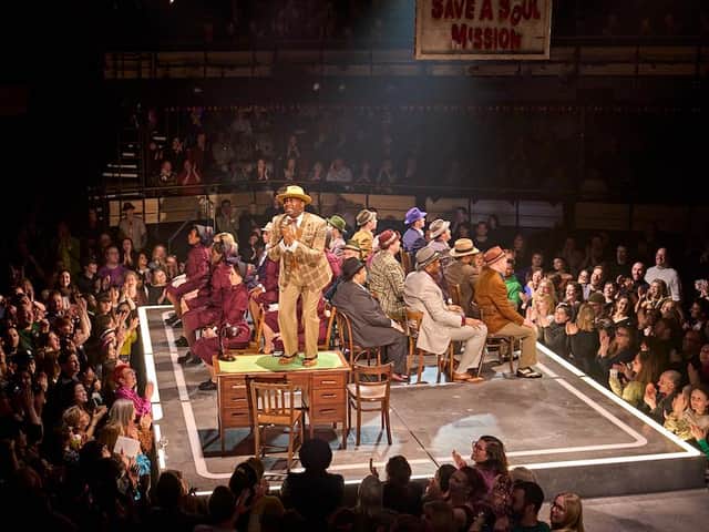 An immersive Guys and Dolls at Bridge Theatre in London