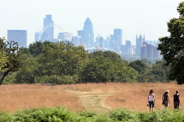 London is set to bask in a heatwave this week