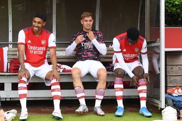 A former Gunners star has sparked huge speculation over the arrival of Emirates star to Ligue 1