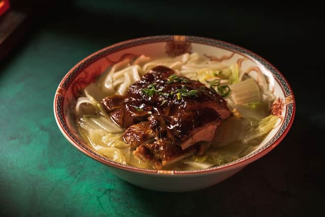 (Roast Duck) Signature meat with noodle soup (Ho-fun)