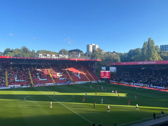 Charlton Athletic beat the league leaders at The Valley.