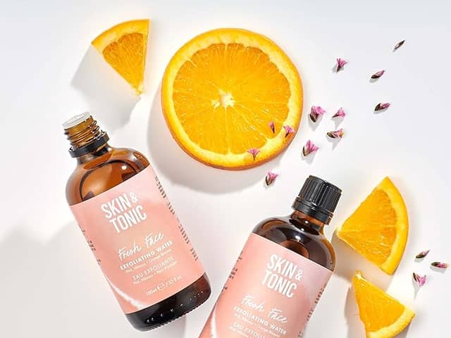 Skin & Tonic Fresh Face Exfoliating Water 