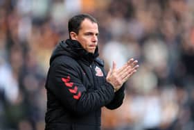 Sunderland head coach Le Bris.