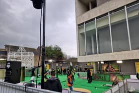 A look at the green carpet! 