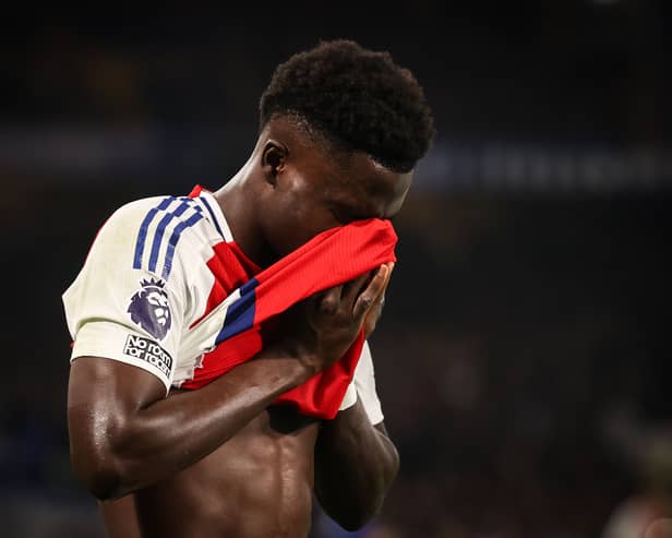 Bukayo Saka was forced off against Chelsea.