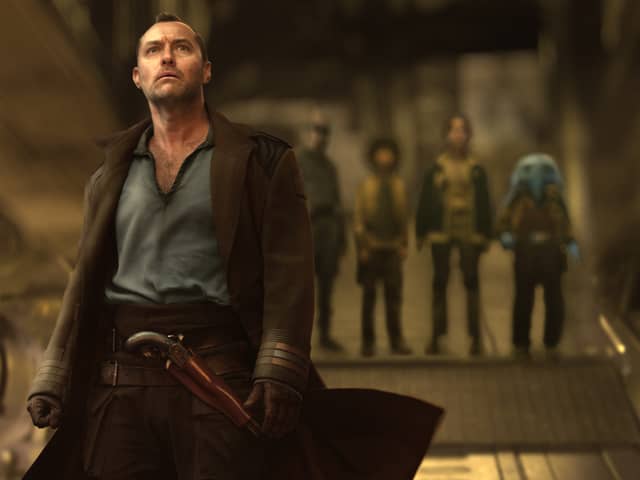 Jude Law in Star Wars: Skeleton Crew. Photo: Matt Kennedy/Lucasfilm Ltd.