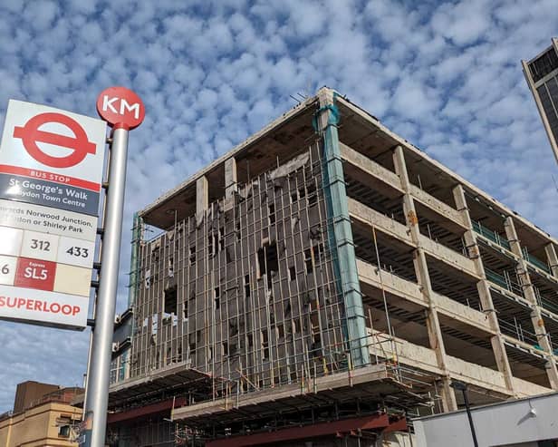 The SL5 route starts in Croydon town centre, and passes through Addiscombe, Shirley and Beckenham before arriving in Bromley