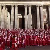 3,000 Santas took the streets of London last night 