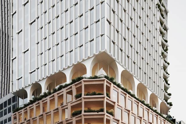 A number of consultees raised concerns primarily relating to the size of the building