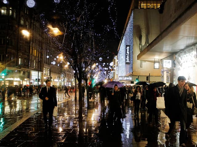 Sadly it's unlikely it will be a White Christmas in London this year 