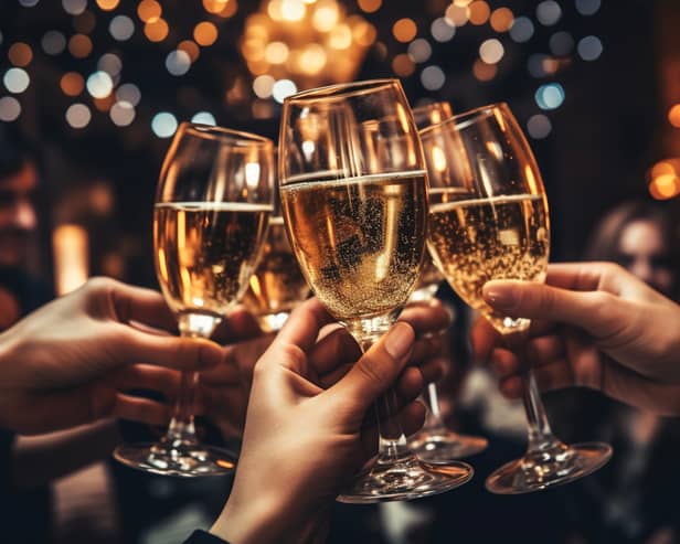 What time are pubs allowed to open on New Year's Eve - including Wetherspoons, Greene King and more (Photo: Oleksandr Blishch - stock.adobe.com)