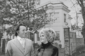Richard Burton and Elizabeth Taylor spent a lot of their tumultuous relationship in London