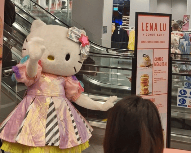  Lena Lu donuts transformed their 3 London Primark cafes into Hello Kitty themed spots last month. 