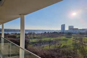 This apartment comes with an enormous balcony with gorgeous views of the River Thames 