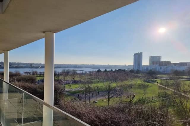 This apartment comes with an enormous balcony with gorgeous views of the River Thames