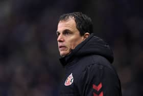 Regis Le Bris is finishing the Championships season without Mike Dodds.