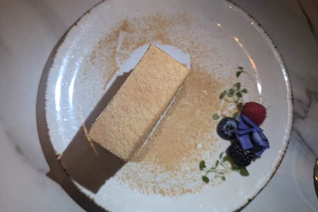 Beautiful and delicious honey cake