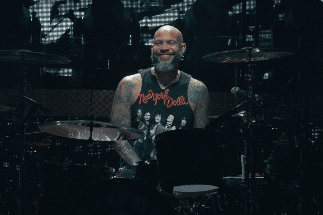 Drummer Frank Ferrer has left Guns N' Roses 'amicably' after being with the band for 19 years.