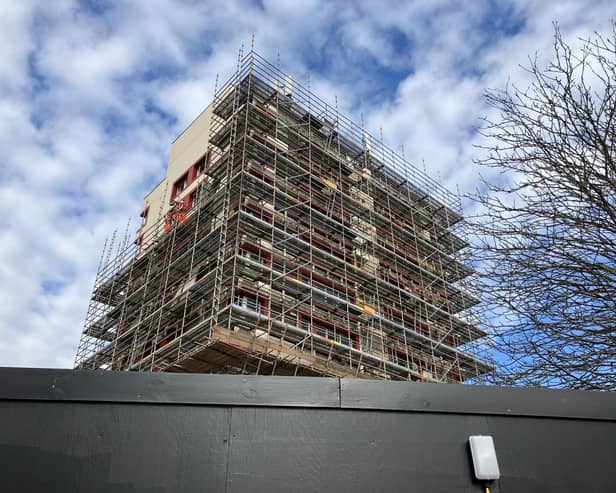 One contractor told the LDRS: "This job will take a long time, the place is full of asbestos"