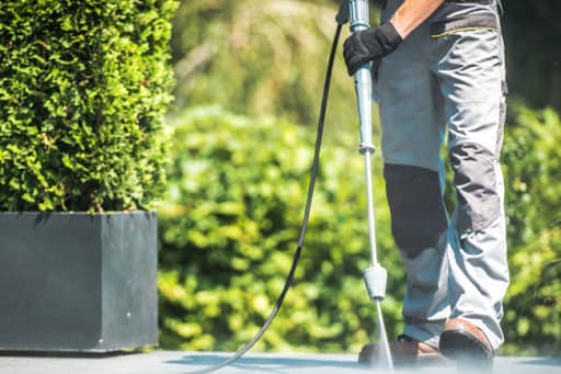  35 per cent of Brits will power wash this Easter weekend