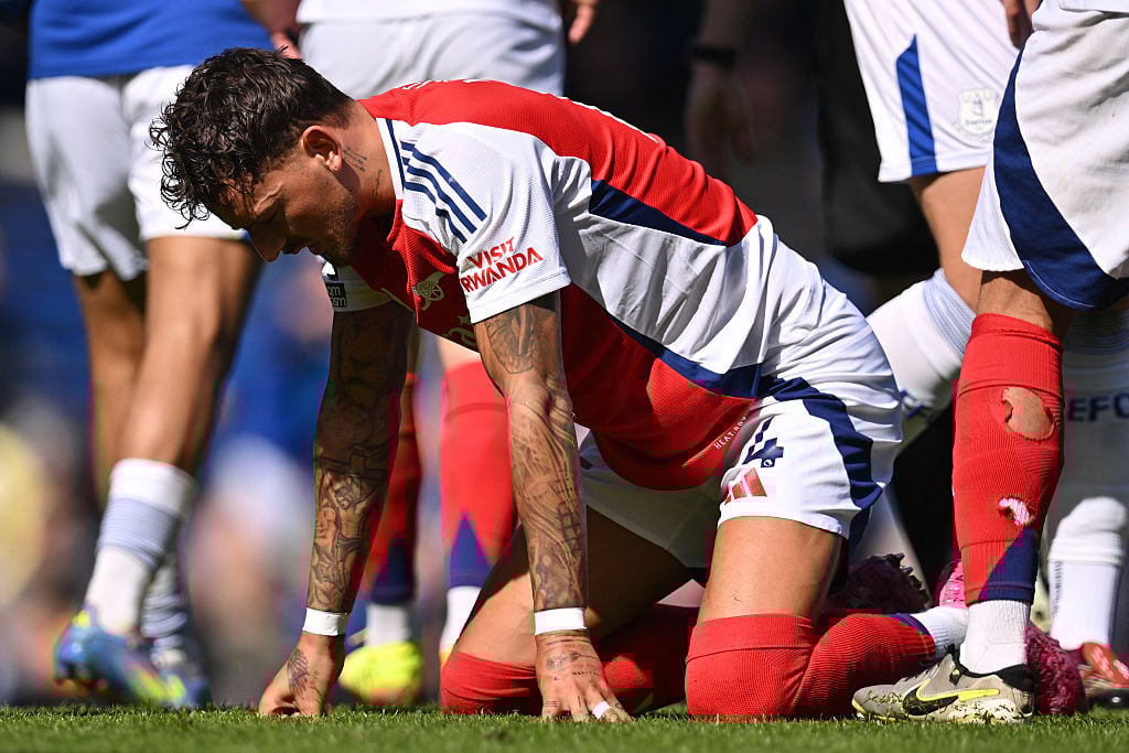 Premier League explain why Everton star wasn't sent off for what he did against Arsenal