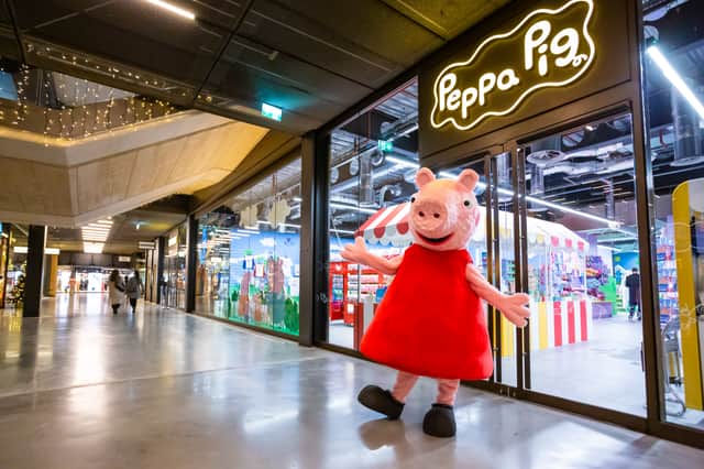 Mummy Pig is having an epic gender reveal at Battersea Power Station
