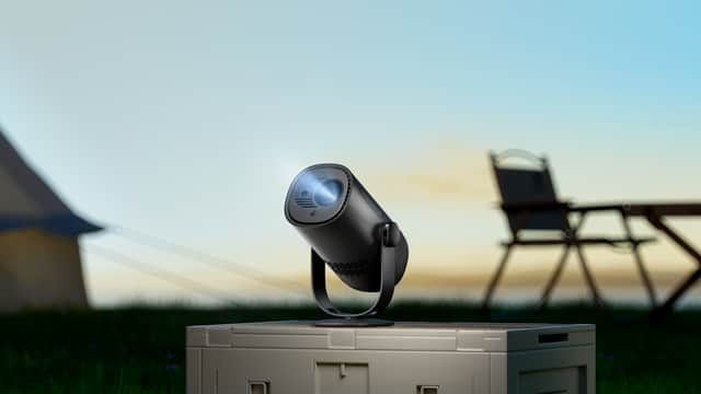 The Dangbei Freedo is completely wireless